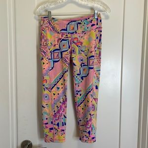Lilly Pulitzer Luxletic Cropped Pink Plantain Party Leggings Pants Medium 26123